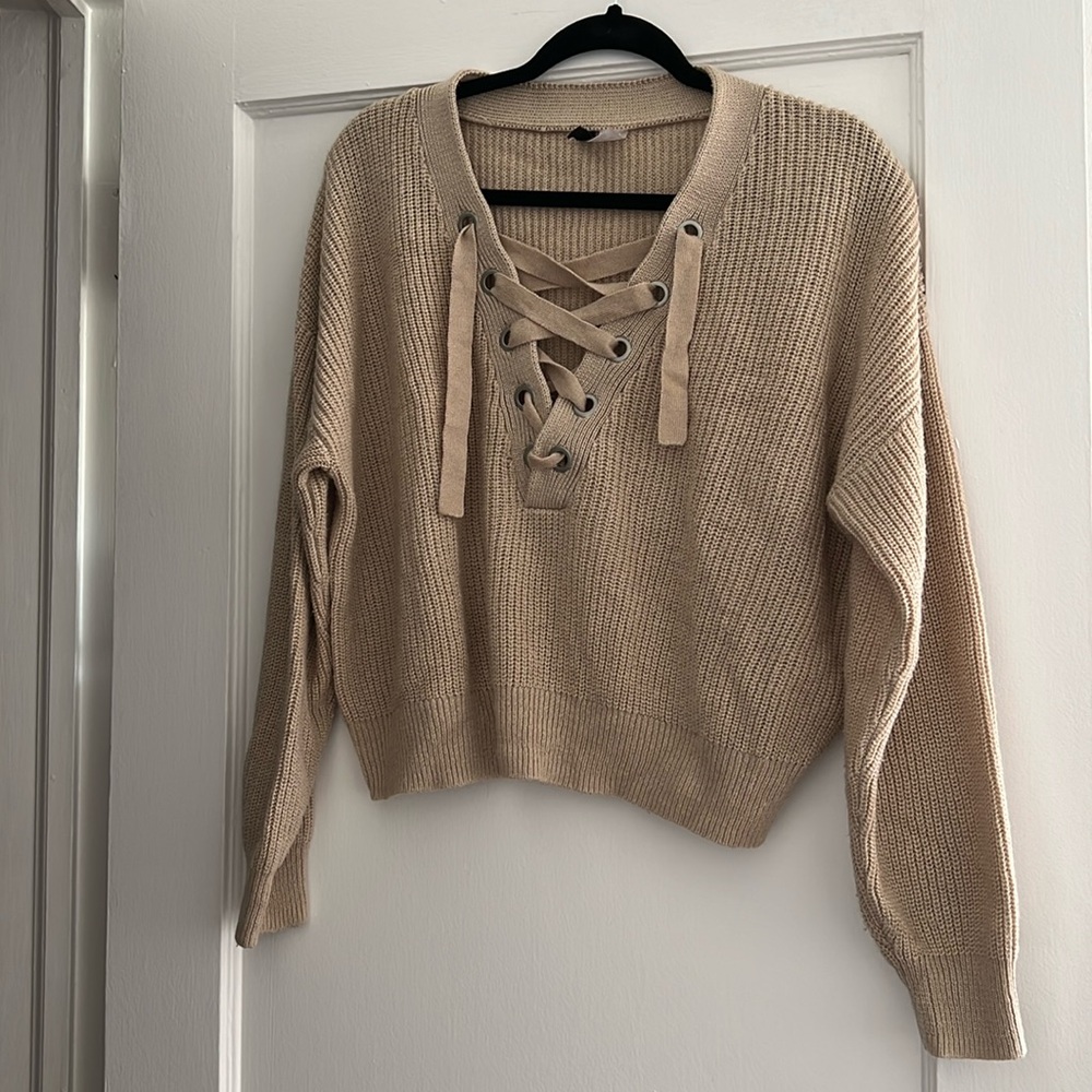Tie up sweater